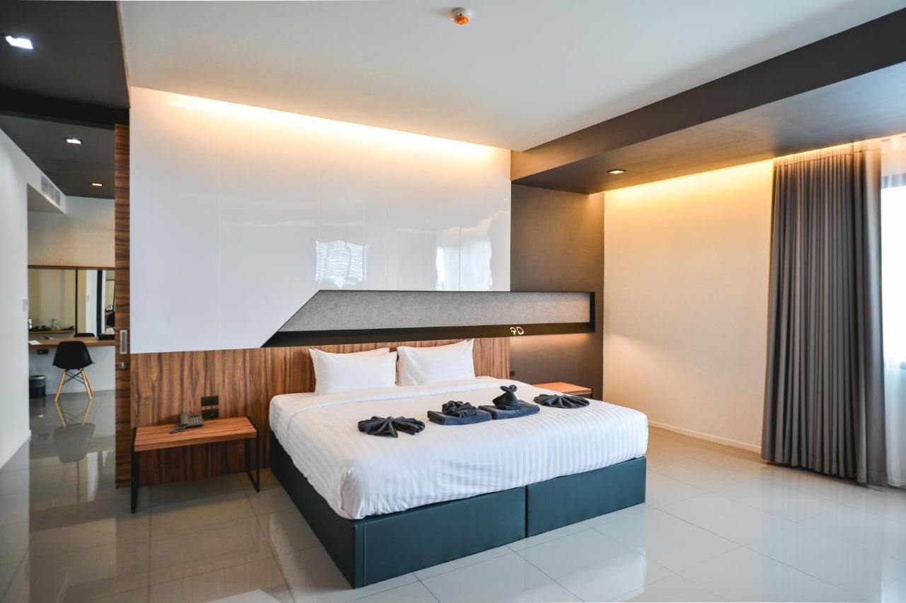 9D Sport Hotel Удон Тани Екстериор снимка