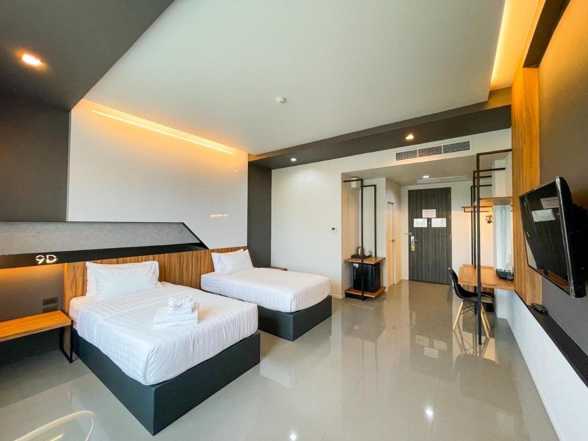 9D Sport Hotel Удон Тани Екстериор снимка
