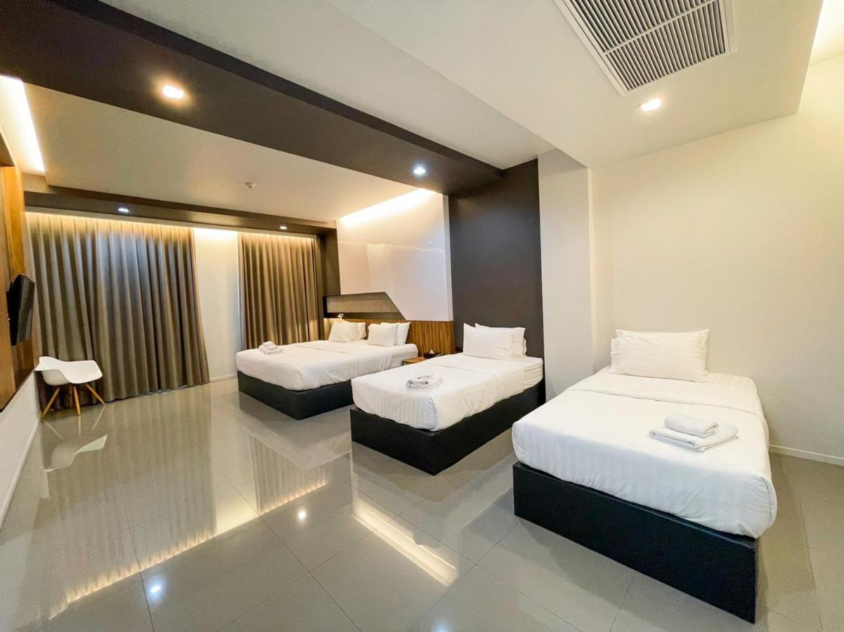 9D Sport Hotel Удон Тани Екстериор снимка
