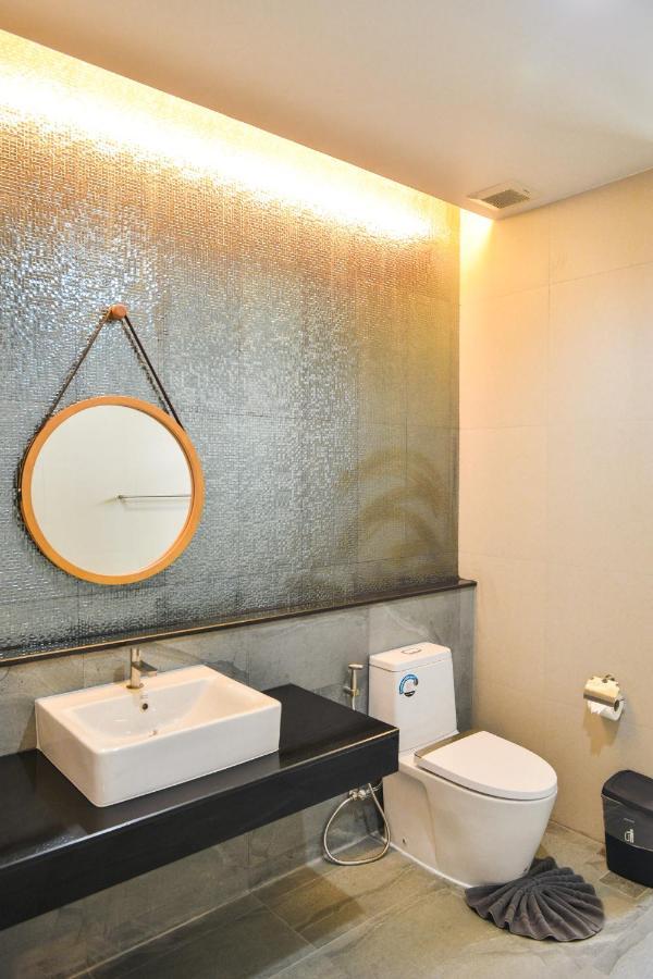 9D Sport Hotel Удон Тани Екстериор снимка