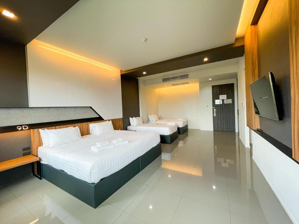 9D Sport Hotel Удон Тани Екстериор снимка