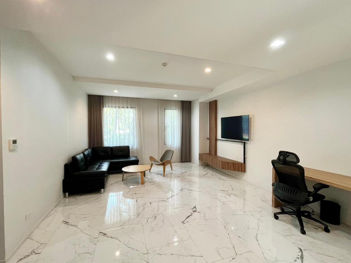 9D Sport Hotel Удон Тани Екстериор снимка