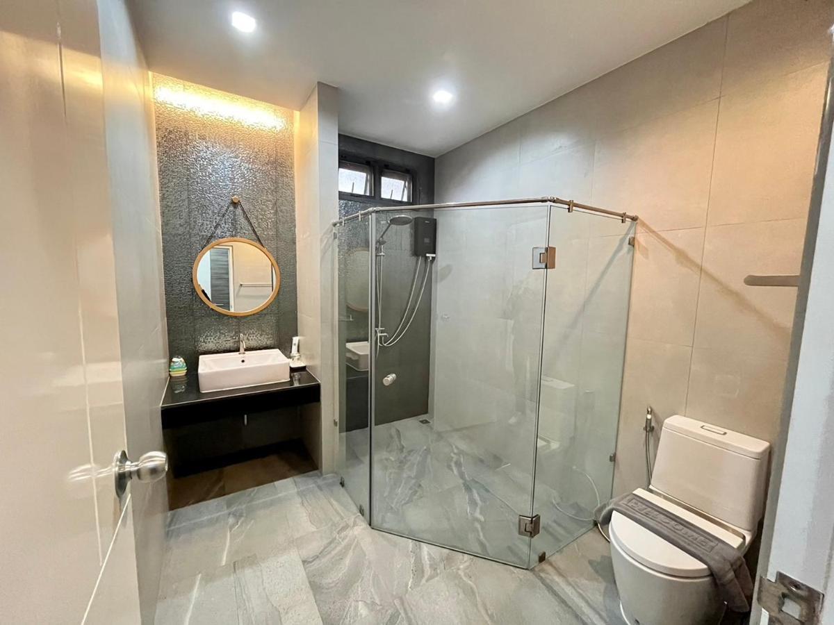 9D Sport Hotel Удон Тани Екстериор снимка