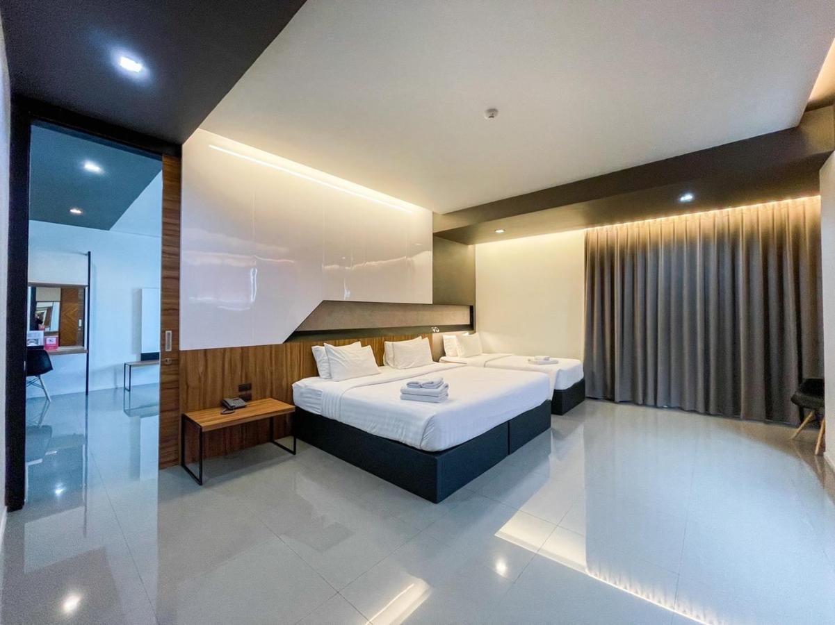 9D Sport Hotel Удон Тани Екстериор снимка
