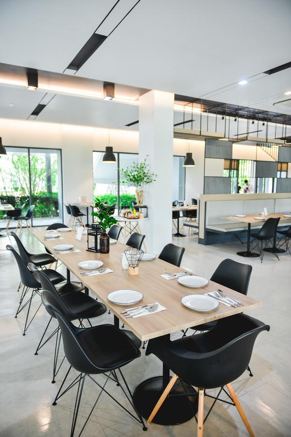 9D Sport Hotel Удон Тани Екстериор снимка